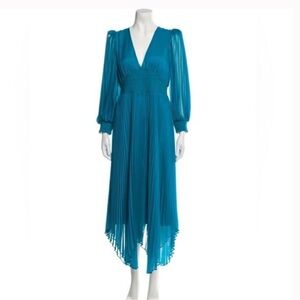 NWOT Alice + Olivia Blue Long Sleeve Pleated Dress